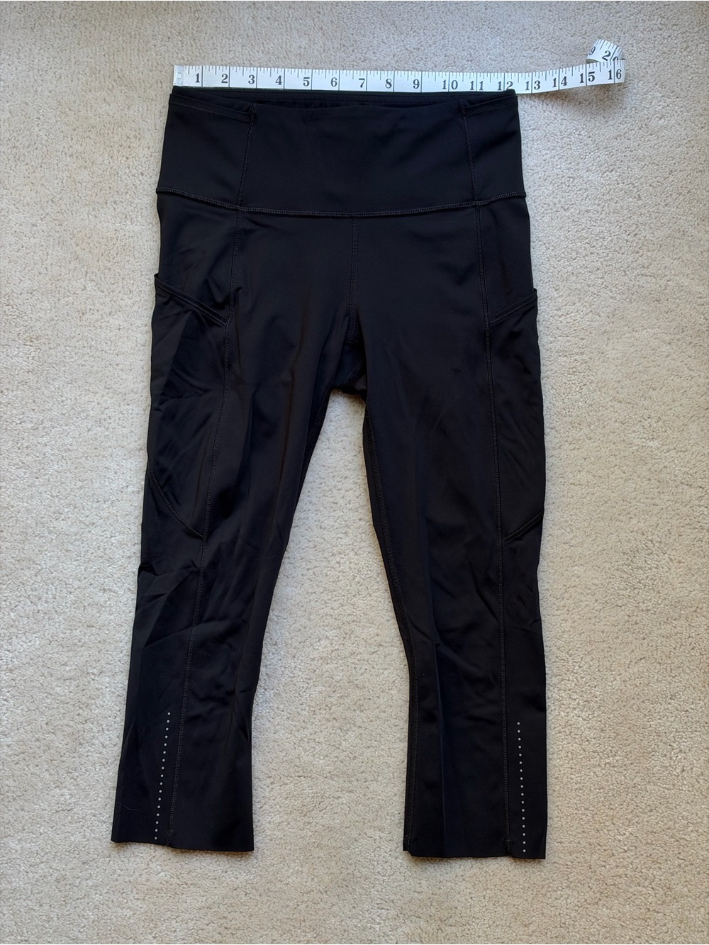 Lululemon Fast and Free Crop (19”) Black Leggings - Nulux Fabric - Size 6
